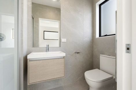 Photo of property in 30a Kukuwai Avenue, Red Beach, 0932