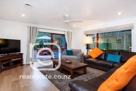 Photo of property in 13 Shah Place, Glen Eden, Auckland, 0602