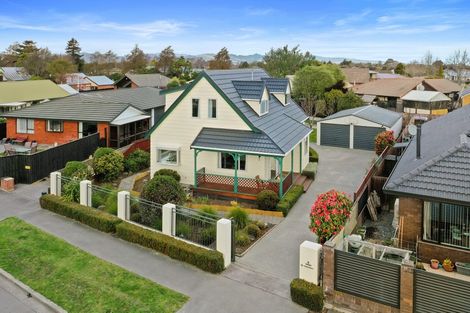 Photo of property in 4 Pyatt Place, Redwood, Christchurch, 8051