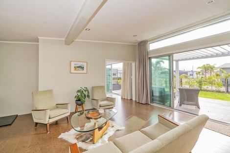 Photo of property in 36 Park Lane, Whitianga, 3510