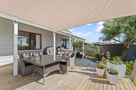 Photo of property in 52b Tiri Road, Manly, Whangaparaoa, 0930