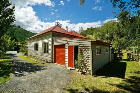 Photo of property in 915 Waiwhero Road, Ngatimoti, Motueka, 7196
