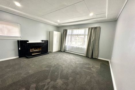 Photo of property in 195 Clyde Street, Balclutha, 9230