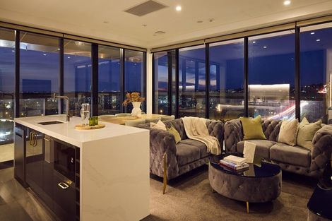 Photo of property in 1407/8 Lakewood Court, Manukau, Auckland, 2104