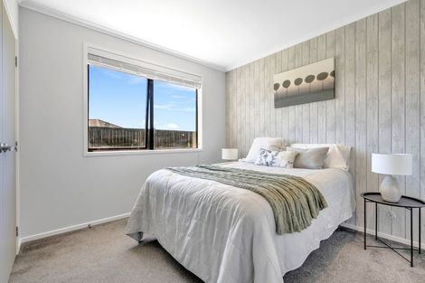 Photo of property in 6 Tavarnya Way, Patumahoe, Pukekohe, 2679