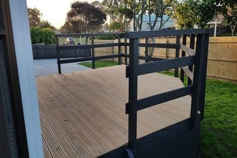 Photo of property in 48 Sharland Avenue, Manurewa, Auckland, 2102