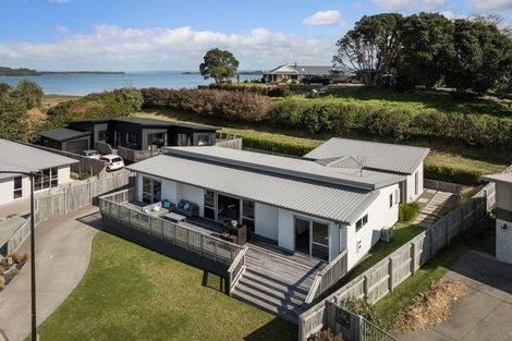 Photo of property in 12 Anatere Rise, Athenree, Katikati, 3177