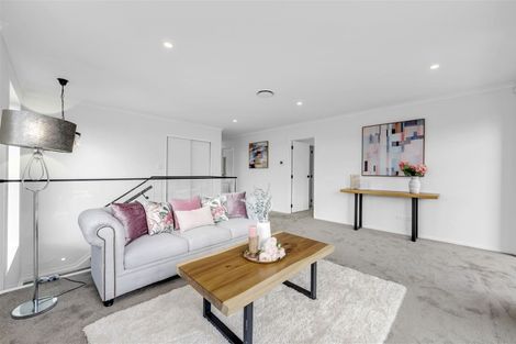 Photo of property in 215a Murphys Road, Flat Bush, Auckland, 2019