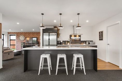 Photo of property in 19 Whincops Road, Halswell, Christchurch, 8025