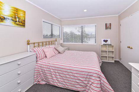 Photo of property in 1/78 Saint Annes Crescent, Wattle Downs, Auckland, 2103