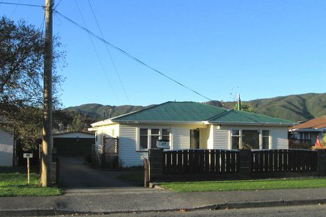 Photo of property in 34 Totara Street, Wainuiomata, Lower Hutt, 5014