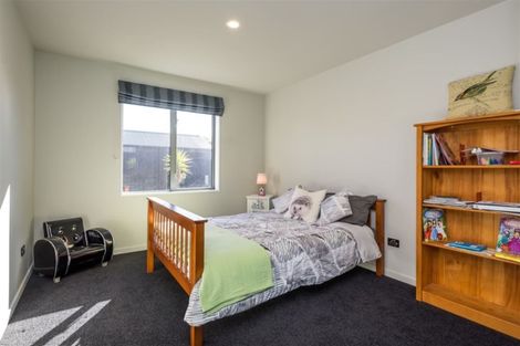 Photo of property in 31 Davaar Crescent, Broomfield, Christchurch, 8042