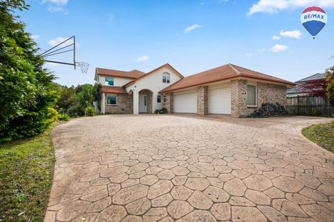 Photo of property in 15 Compass Court, Paraparaumu, 5032