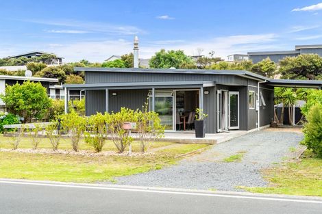Photo of property in 19 Seabreeze Road, Mangawhai Heads, Mangawhai, 0505