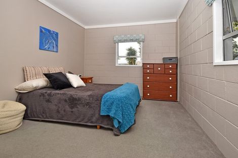 Photo of property in 2/90 Rosier Road, Glen Eden, Auckland, 0602
