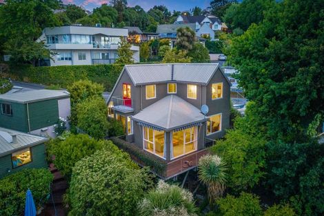 Photo of property in 8 Rhodesvale Terrace, Cashmere, Christchurch, 8022