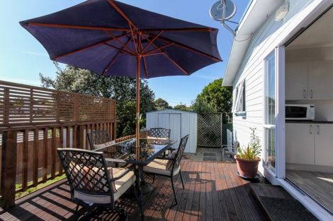Photo of property in 18 Raniera Street, Glen Avon, New Plymouth, 4312