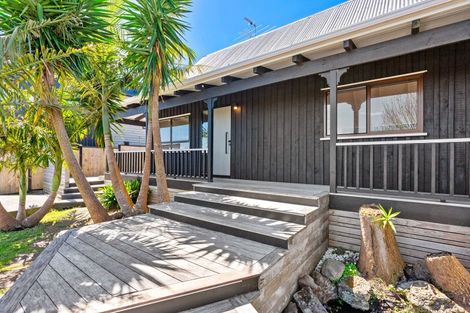 Photo of property in 86 Ardern Avenue, Stanmore Bay, Whangaparaoa, 0932