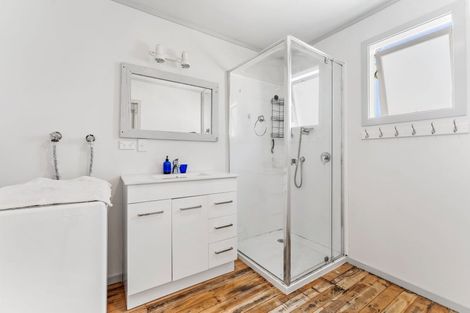 Photo of property in 21 Sundown Avenue, Manly, Whangaparaoa, 0930