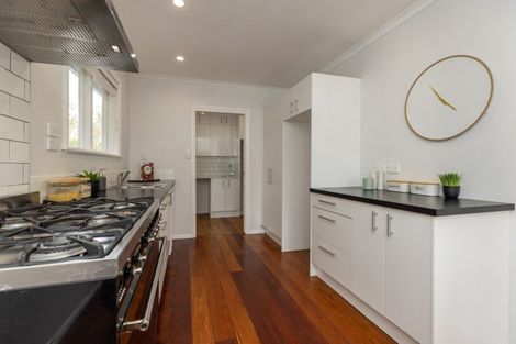 Photo of property in 121 Matai Road, Raumati South, Paraparaumu, 5032