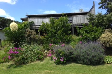 Photo of property in 132 Maunsell Road, Port Waikato, Tuakau, 2695