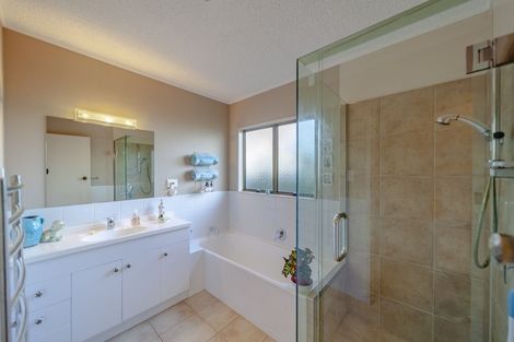 Photo of property in 11a Goodger Street, Waipukurau, 4200