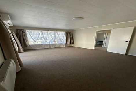 Photo of property in 1 Sharland Avenue, Manurewa, Auckland, 2102