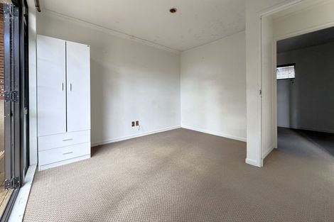 Photo of property in 17 Whitford Road, Howick, Auckland, 2014