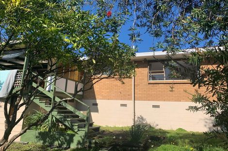 Photo of property in 19 Sartors Avenue, Northcross, Auckland, 0630