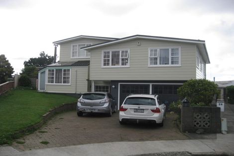 Photo of property in 28 Maple Grove, Kingston, Wellington, 6021