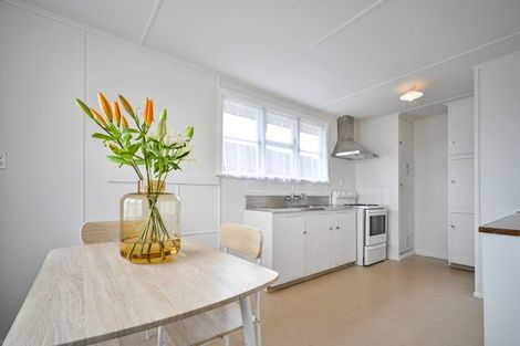 Photo of property in 404 Montgomery Street, Raureka, Hastings, 4120