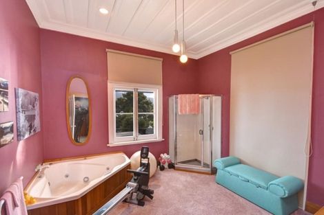 Photo of property in 6 Marion Street, Macandrew Bay, Dunedin, 9014