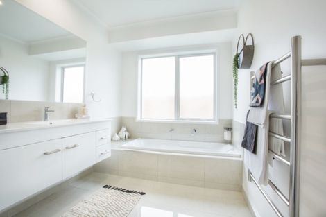 Photo of property in 34 Fairway Drive, Morrinsville, 3300