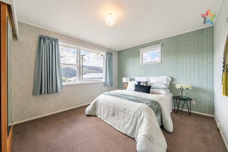 Photo of property in 75 Logie Street, Stokes Valley, Lower Hutt, 5019