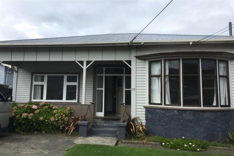 Photo of property in 173 Onepu Road, Lyall Bay, Wellington, 6022