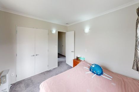 Photo of property in 24 Lydia Place, Kelvin Grove, Palmerston North, 4414