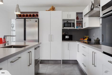 Photo of property in 22 Wineberry Avenue, Amberley, 7410