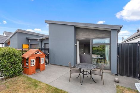 Photo of property in 15b Te Whenu Crescent, Marshland, Christchurch, 8083