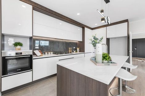 Photo of property in 48 Emerald Avenue, Rosehill, Papakura, 2113