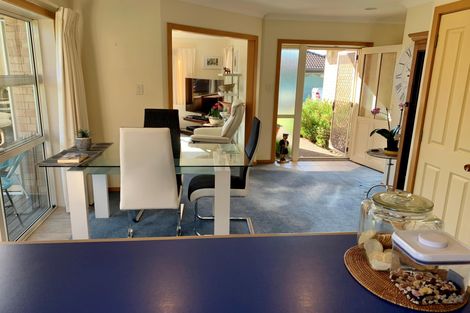 Photo of property in 19a Oakridge Drive, Kerikeri, 0230