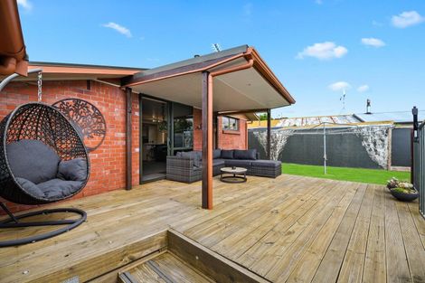 Photo of property in 37 Pulham Crescent, Queenwood, Hamilton, 3210