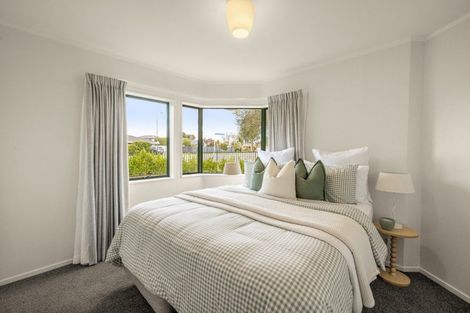 Photo of property in 2 Aldermen Avenue, Papamoa Beach, Papamoa, 3118