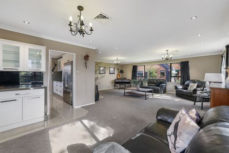 Photo of property in 44 Tulip Drive, Cambridge, 3434