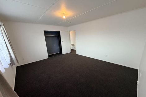 Photo of property in 2 Wyoming Grove, Totara Park, Upper Hutt, 5018