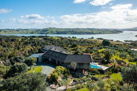 Photo of property in 158 Rangiora Road, Kaiwaka, 0573