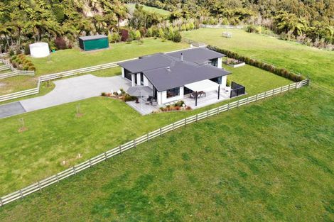 Photo of property in 9 Betty May Drive, Pyes Pa, Tauranga, 3173