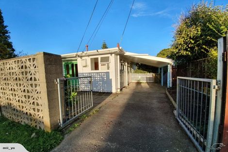 Photo of property in 38 Oswald Crescent, Paparangi, Wellington, 6037