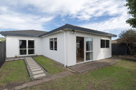 Photo of property in 76 Blake Boulevard, Papamoa Beach, Papamoa, 3118