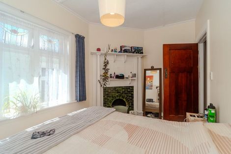 Photo of property in 9 Rolleston Street, Mount Cook, Wellington, 6021