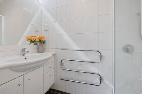 Photo of property in 13 Seymour Road, Mellons Bay, Auckland, 2014